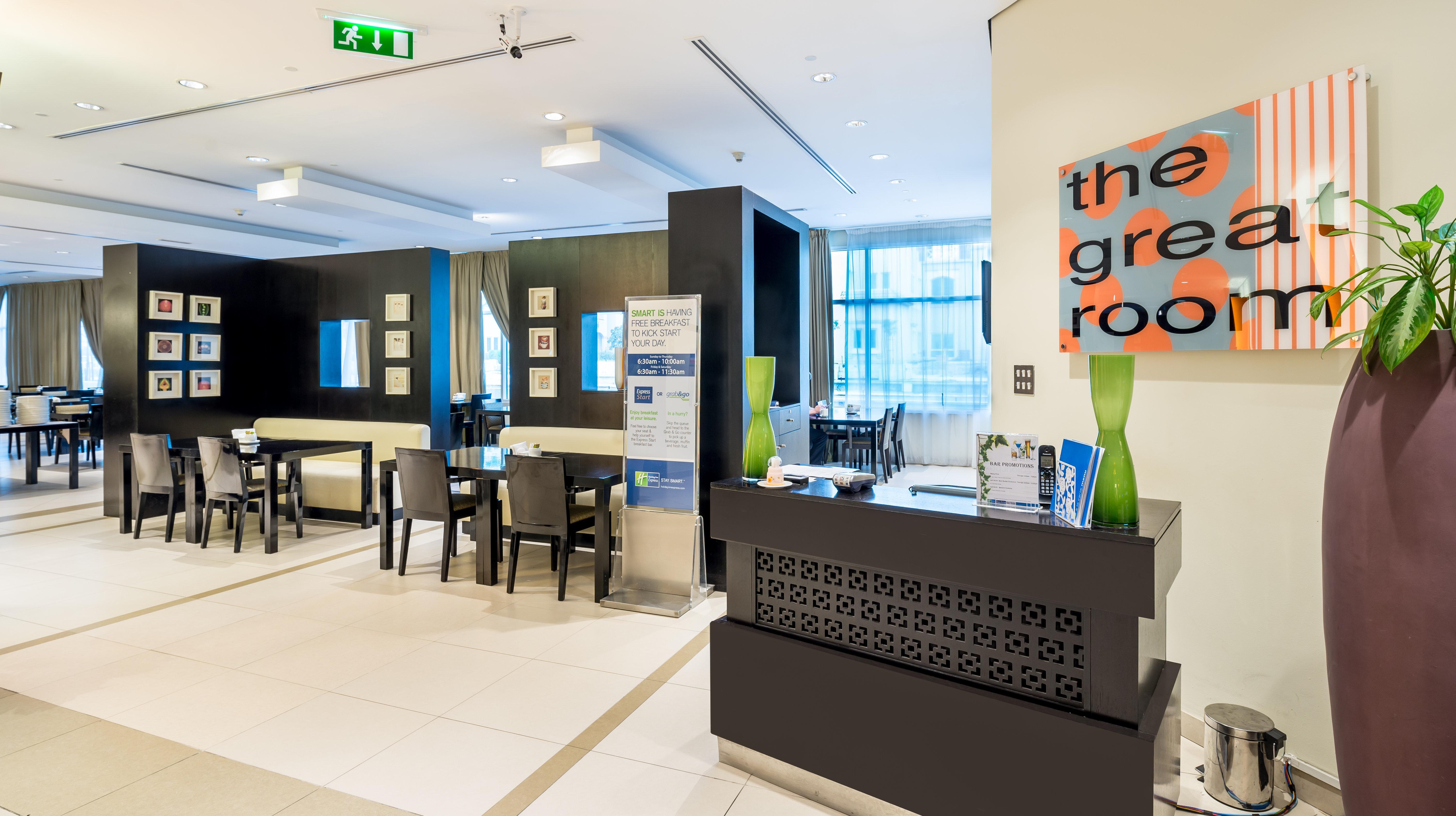 Holiday Inn Express Dubai Internet City By Ihg Zewnętrze zdjęcie