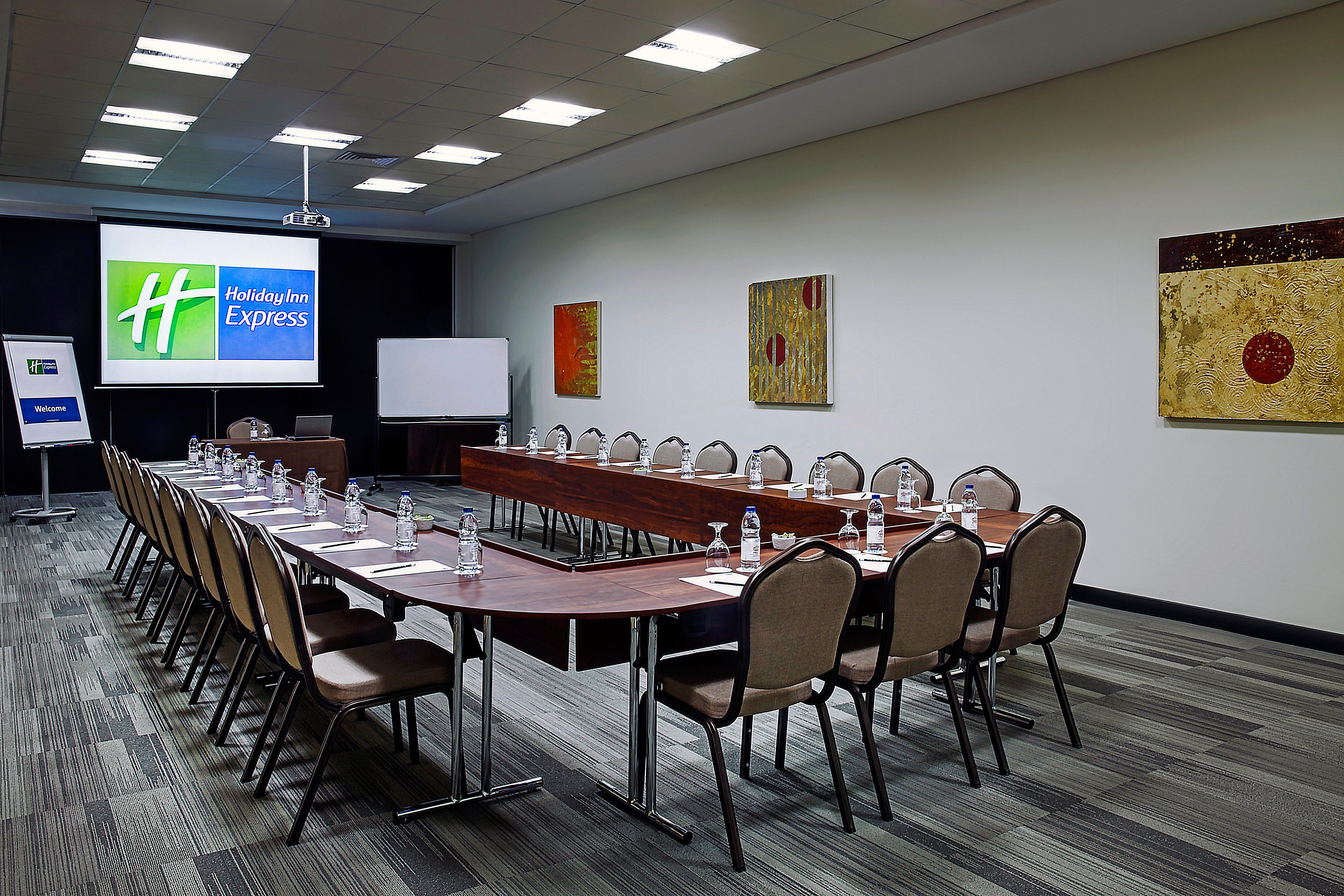Holiday Inn Express Dubai Internet City By Ihg Zewnętrze zdjęcie