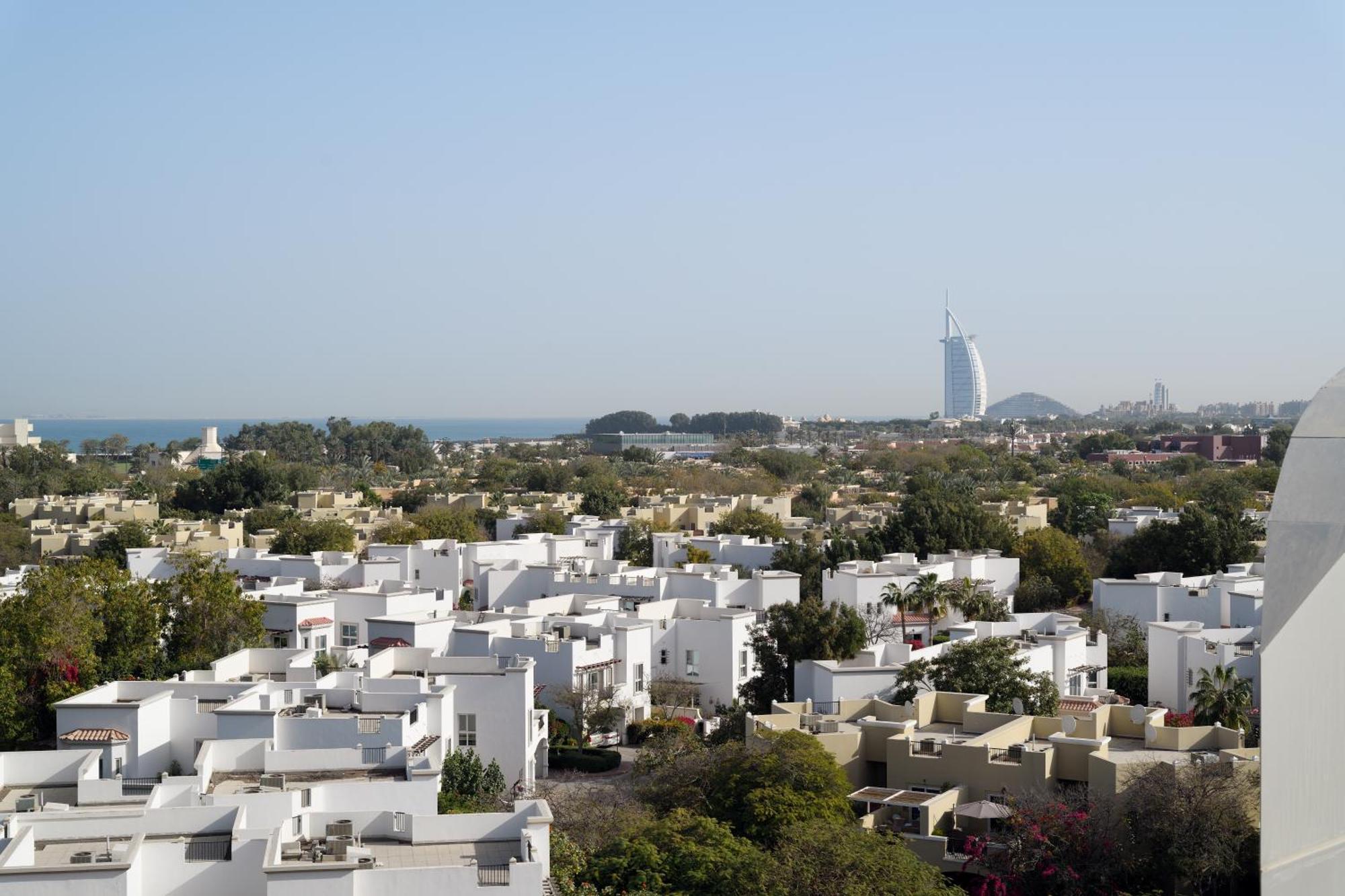 Holiday Inn Express Dubai Internet City By Ihg Zewnętrze zdjęcie